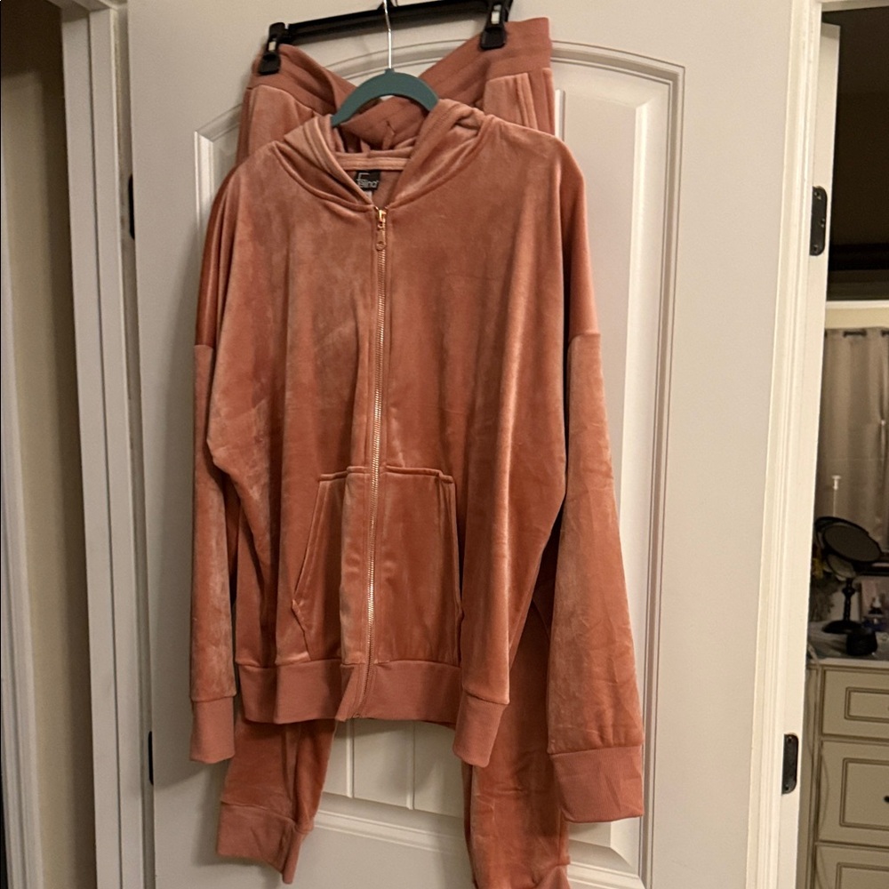 Felina Dusty Rose Velour Zip Hoodie and Jogger Set